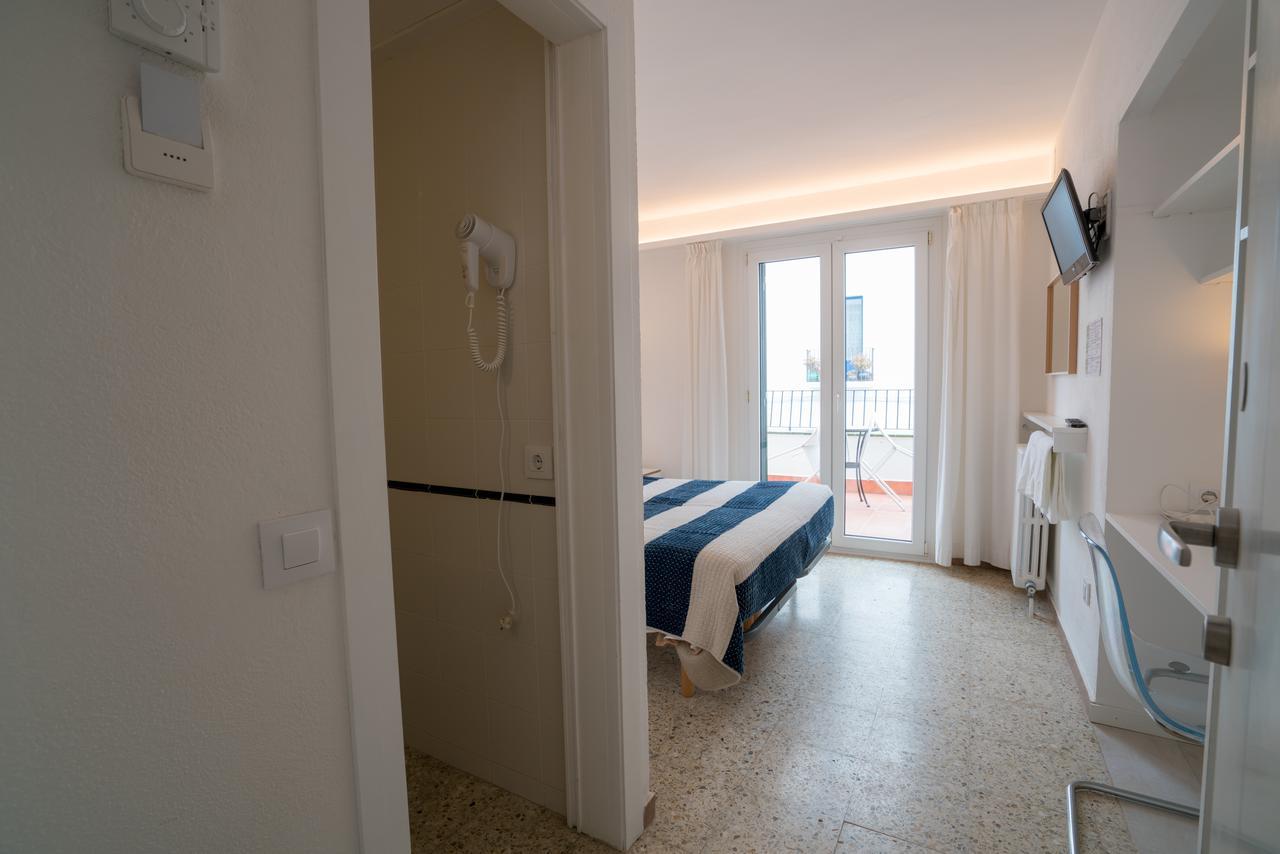 Hostal Marina Cadaqués Exterior foto